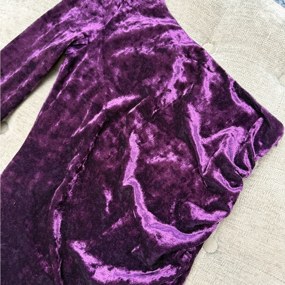 LULUS NWT Muse Moment Purple Crushed Velvet One Shoulder Long Sleeve Mini Dress - Picture 9 of 12